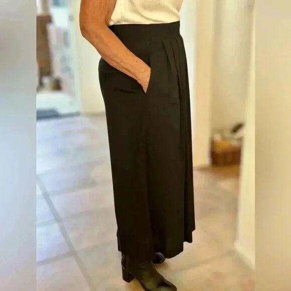 Vintage Nancy Crystal wide leg palazzo pant. Fitted at waist. Sz 8 & versatile. - Picture 1 of 12